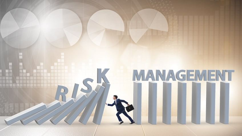 17 Risk Management Skills to Advance Your Career [2024]